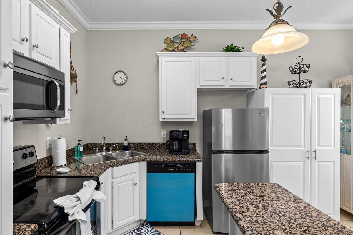 Fully equipped kitchen